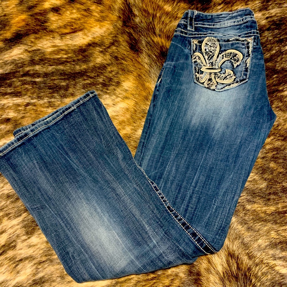 Like new Miss Me jeans